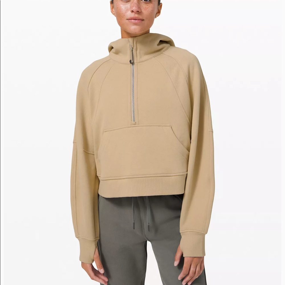 Brand new lululemon 1/2 zip scuba pullover